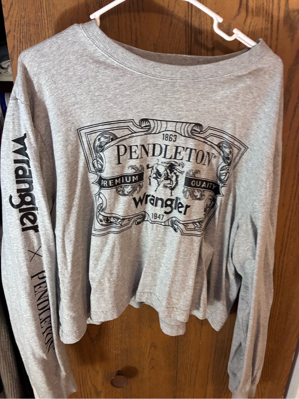Pendleton Gray Long-Sleeve Graphic Tee with Wrangler Logo